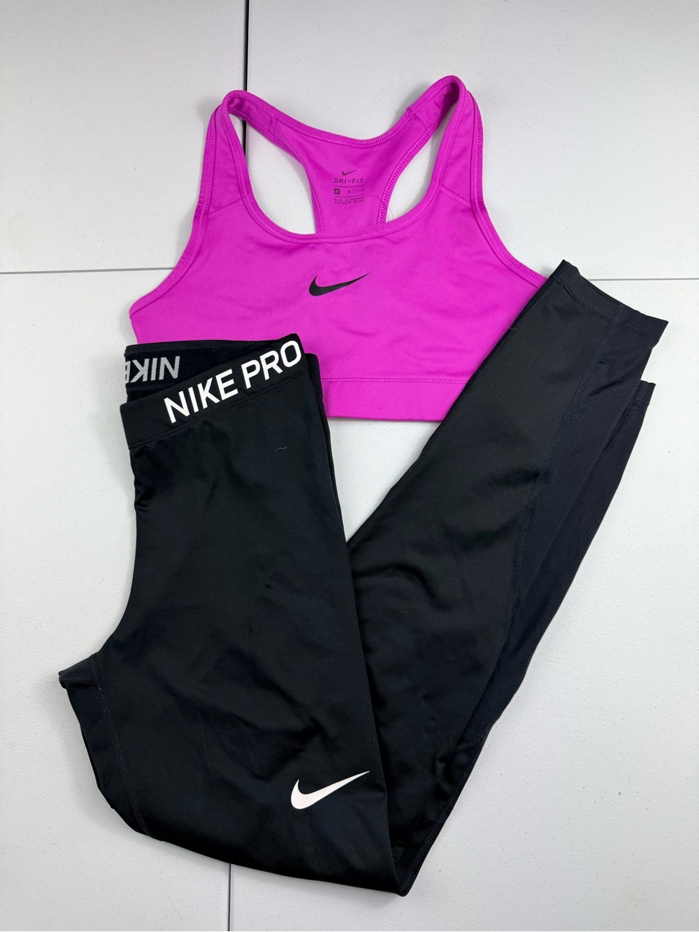 Nike Black Leggings with Fuchsia Sports Bra
